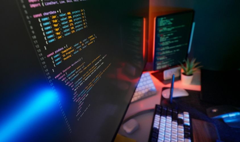 O que é RMM e como o monitoramento proativo reduz custos de TI?